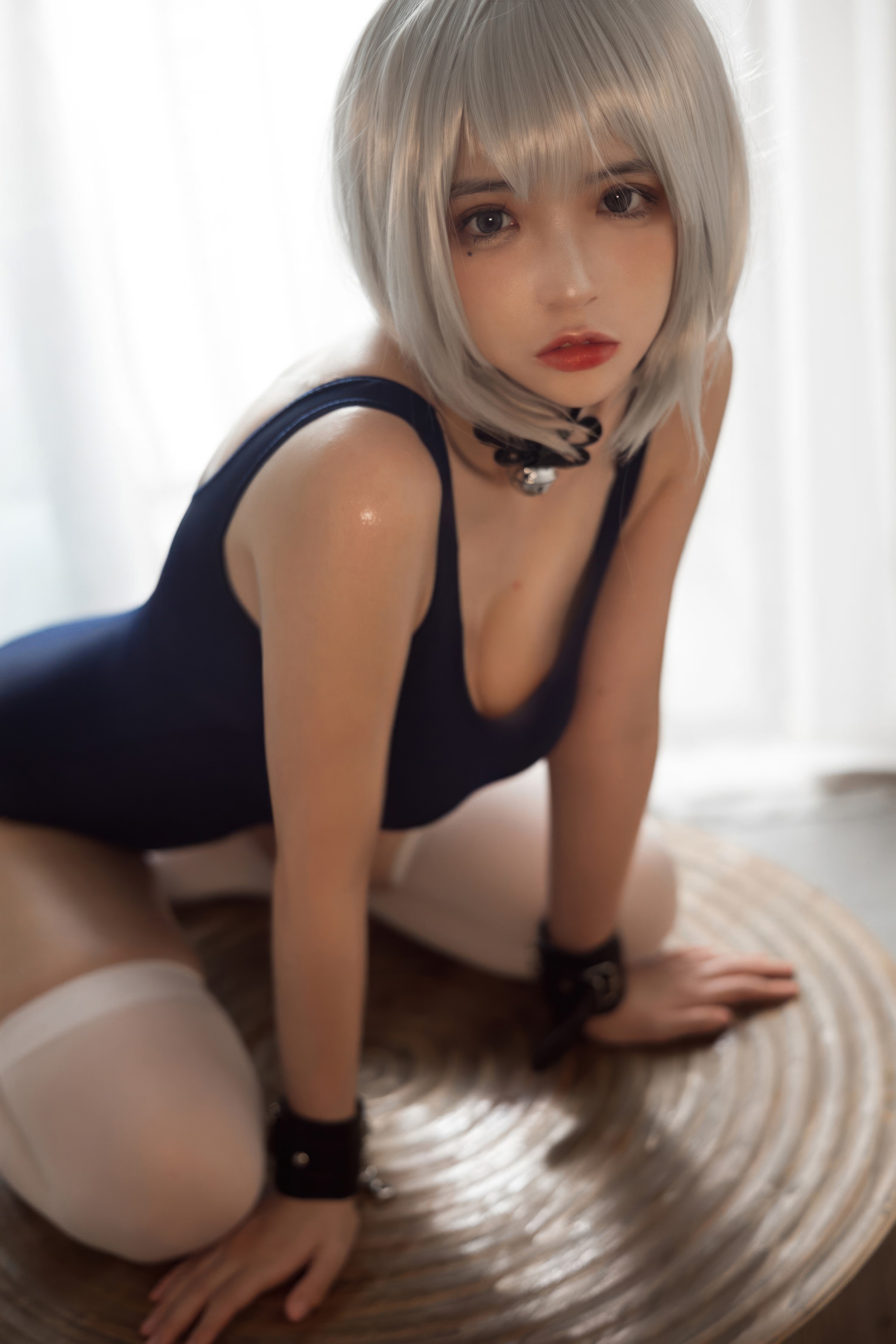 图片[1]-疯猫ss – NO.230 白发束缚死库水[40P]-XikXak